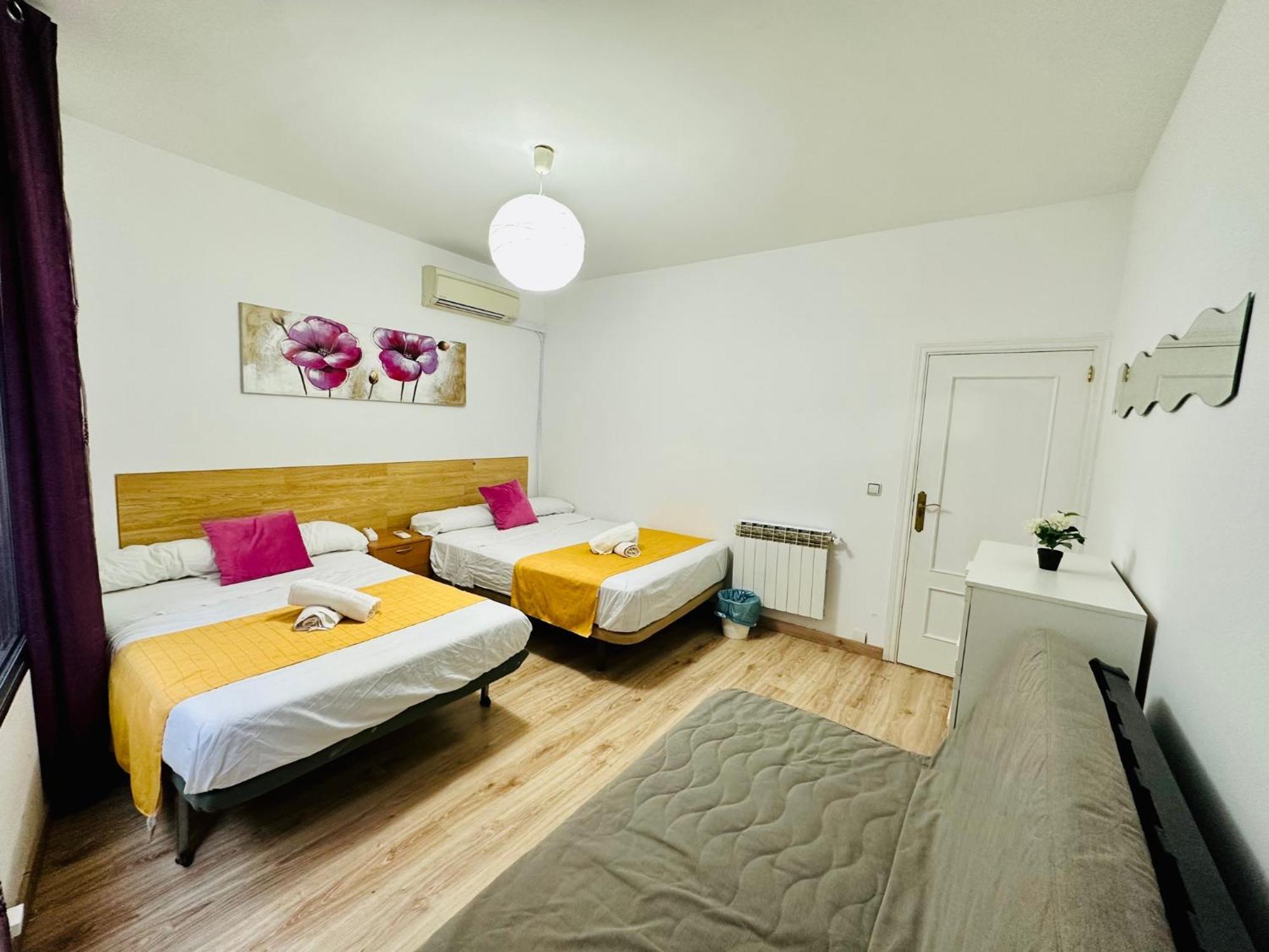 Rooms In Madrid Downtown Ngoại thất bức ảnh